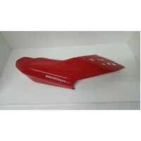 LH SIDE PANEL *RED*1100 M