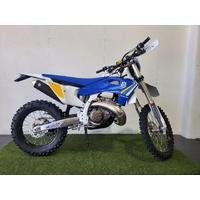 2025 Husqvarna TE 300i Heritage