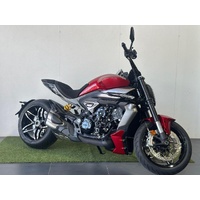 2025 Ducati XDiavel V4