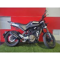 2020 Husqvarna SVARTPILEN 401