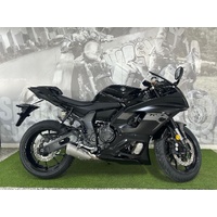 2025 Yamaha YZF-R7 LAMs