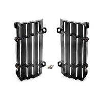 Radiator protection grille