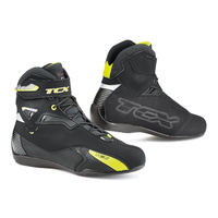 TCX Rush Waterproof Commuting/Sport Shorty Boot, Microfibre/Suede Leather Black/Fluoro Yellow