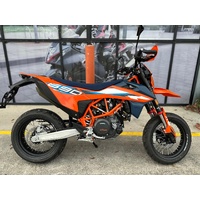 2024 KTM 690 SMC R