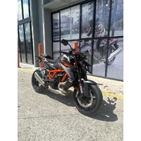 2026 KTM 1390 Super Duke R