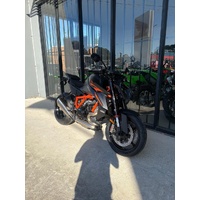 2025 KTM 1390 Super Duke R