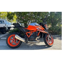 2023 KTM 1290 Super Duke R
