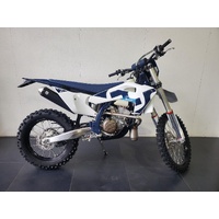 2026 Husqvarna TE 300