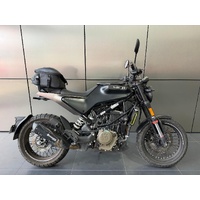 2023 Husqvarna SVARTPILEN 401 MY22